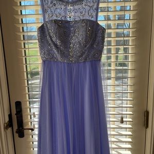Jump Apparel Prom dress,lavender with sequined bodice, sparkle skirt, size 3/4